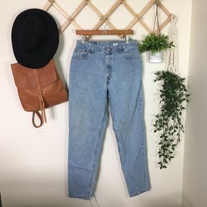 Levi’s | 550 Vintage High Waisted Mom Jeans P338